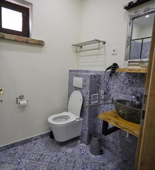 اتاق استاندارد, Complex Butoaiele Transilvaniei   Cazare & Spa   Natura   Relaxare