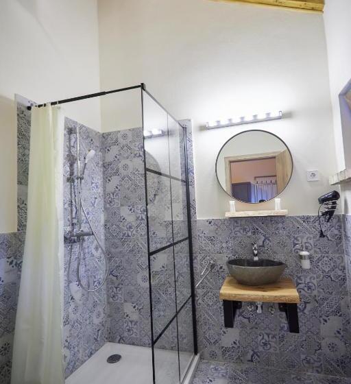 Номер Стандарт Адаптированный для Инвалидов, Complex Butoaiele Transilvaniei   Cazare & Spa   Natura   Relaxare