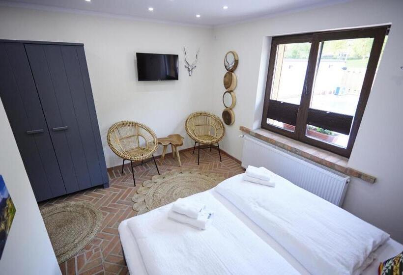 اتاق استاندارد, Complex Butoaiele Transilvaniei   Cazare & Spa   Natura   Relaxare