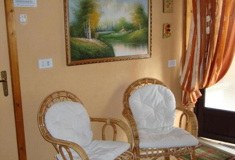 کلبه ییلاقی, La Casetta Dei Sogni D'oro