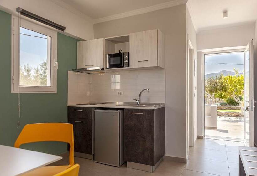 Quarto Triplo Superior, Gelli Apartments