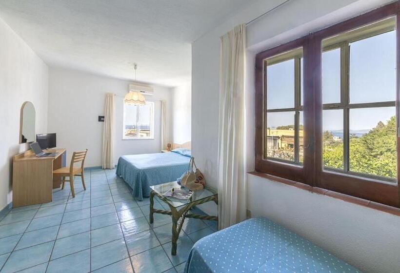 اتاق خانوادگی, B&b Verde