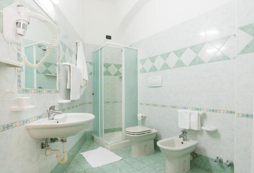 اتاق اکونومی, B&b Verde