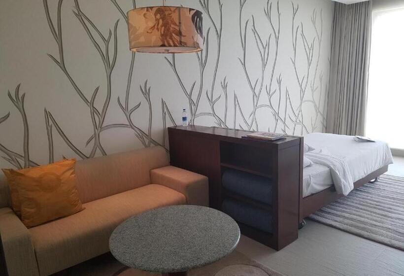 Номер Deluxe, Taj Yeshwantpur Bengaluru