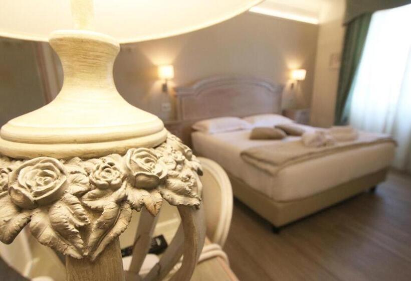 اتاق استاندارد سه نفره, Villa Margherita
