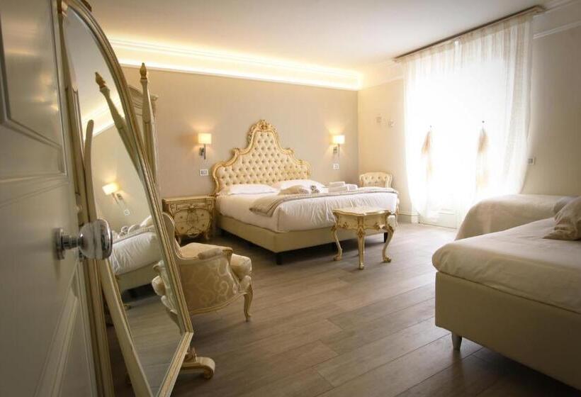 اتاق استاندارد با بالکن و چشم‌انداز دریا, Villa Margherita