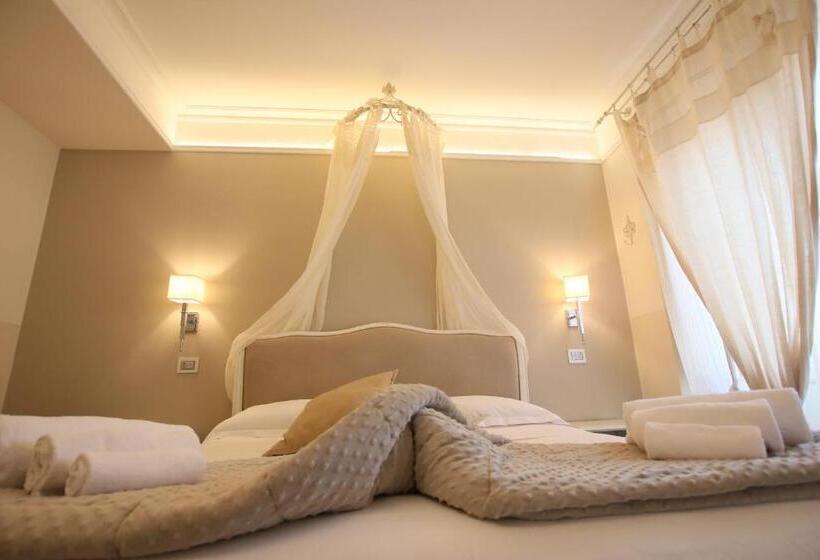 اتاق اساندارد با چشم‌انداز جانبی به دریا, Villa Margherita
