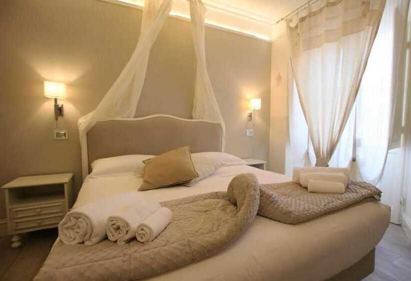 اتاق کلاسیک سه تخته, Villa Margherita