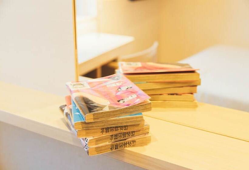 Номер Стандарт, Quintessa Hotel Kokura Comic & Books