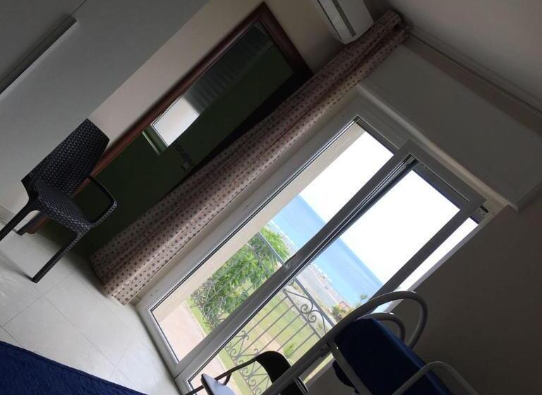 Quarto Triplo Basic, B&b Riviera Azzurra