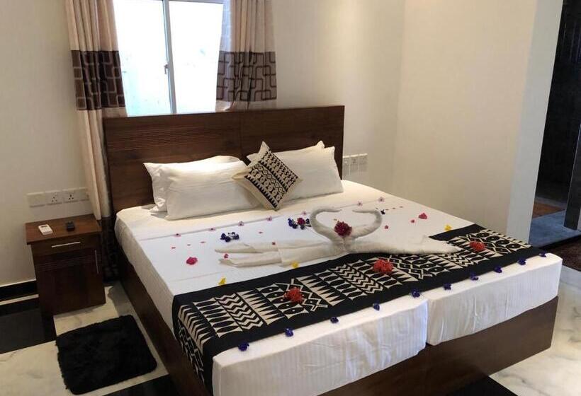 Номер Deluxe Кровать Кинг, Yala River Front Hotel & Restaurant