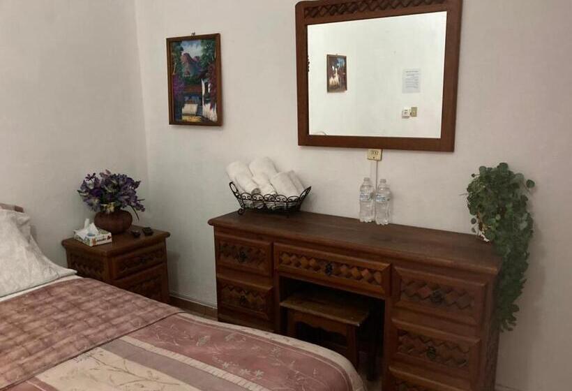 اتاق استاندارد, Hostal Casa Blanca