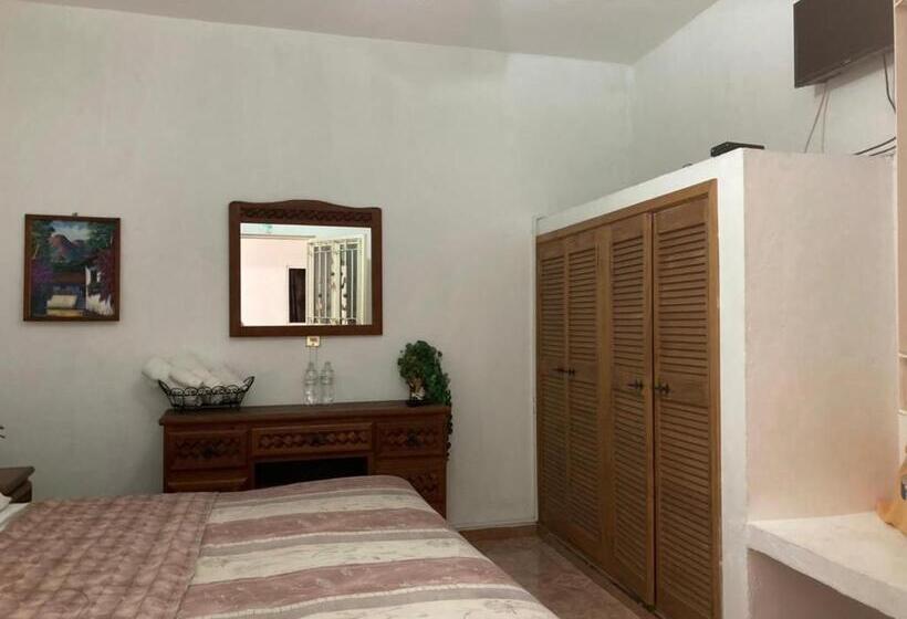 اتاق استاندارد, Hostal Casa Blanca