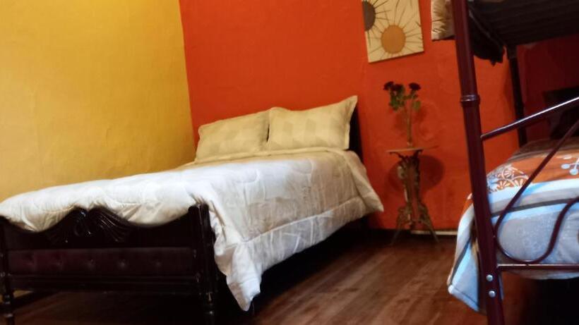 Четырехместный Номер Стандарт, Villa Del Rosario Hostal