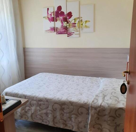 חדר סטנדרט יחיד, Albergo Paradiso