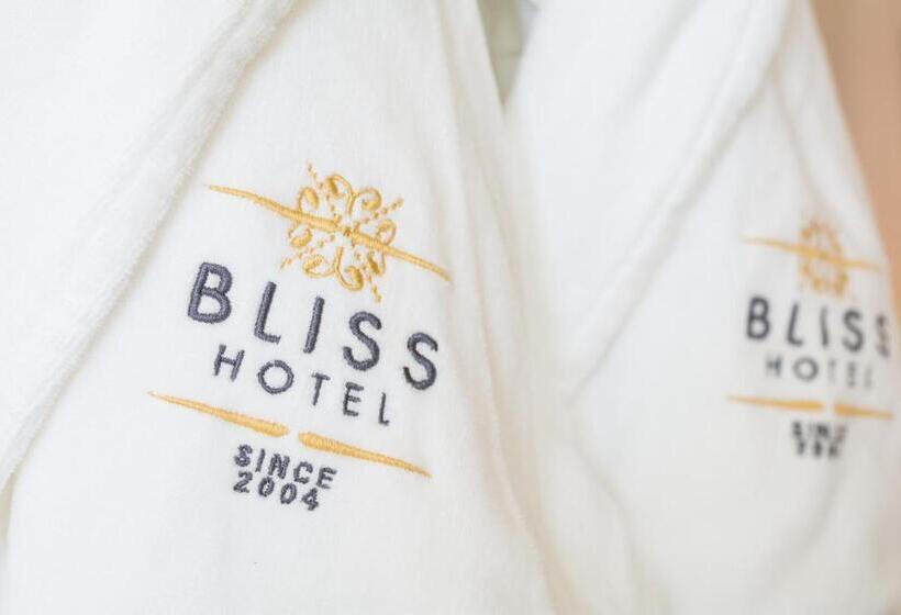 سوییت, Bliss Boutique
