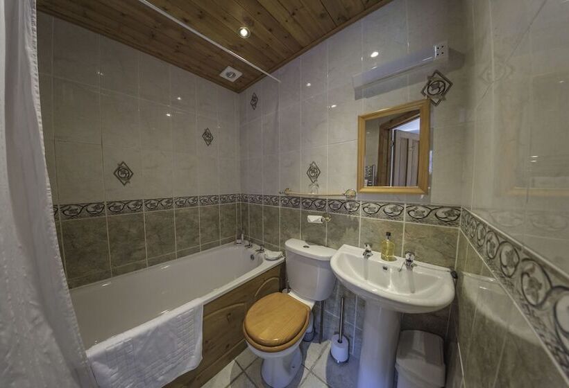 اتاق استاندارد یک نفره, Craigard House