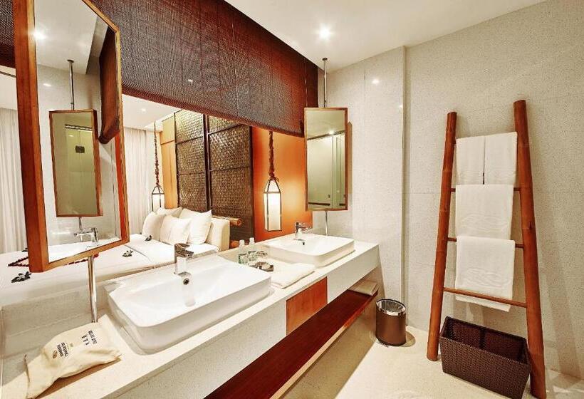 Номер Deluxe, Ocean Sonic Resort Sanya