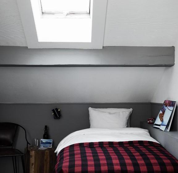 Четырехместный Номер Стандарт, Ski Lodge Engelberg