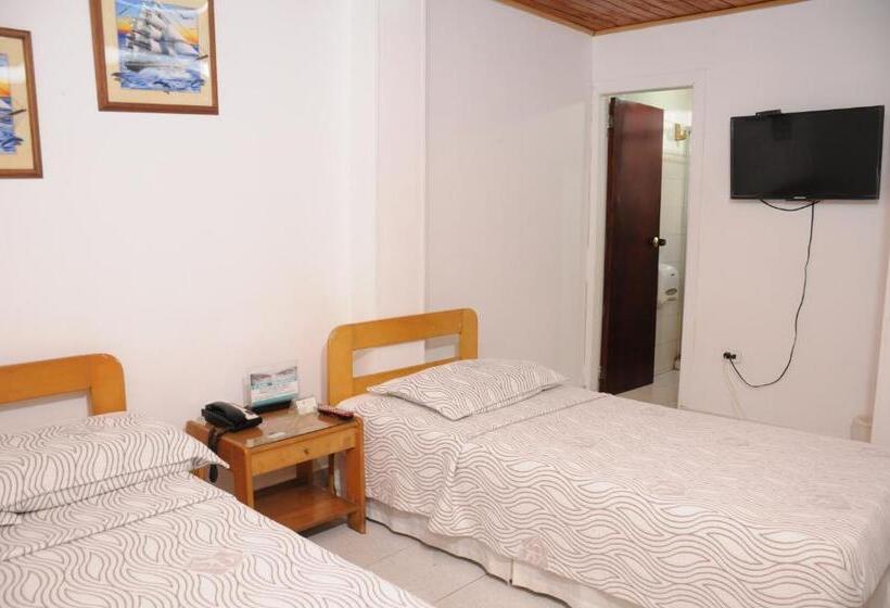 Трехместный Номер Superior, Veleros Cartagena