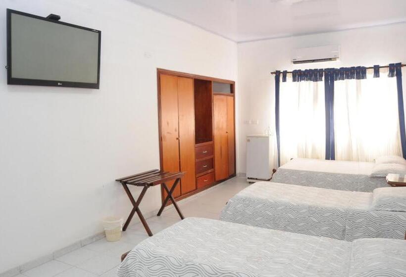 Семейный Номер, Veleros Cartagena