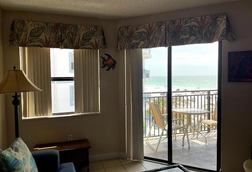 침실 2개 아파트, Beachfront Condo Ocean View