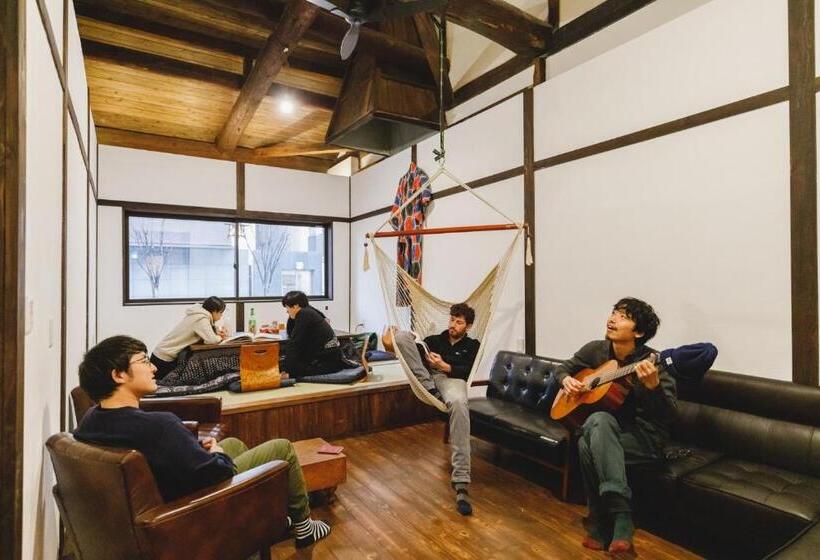 خانه 1 خوابه, Couch Potato Hostel   Vacation Stay 28455v