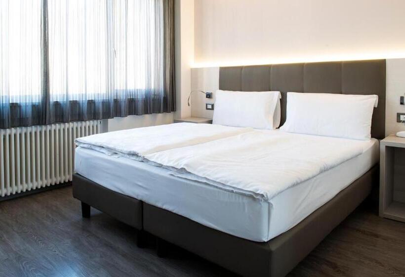 اتاق استاندارد, Ariston