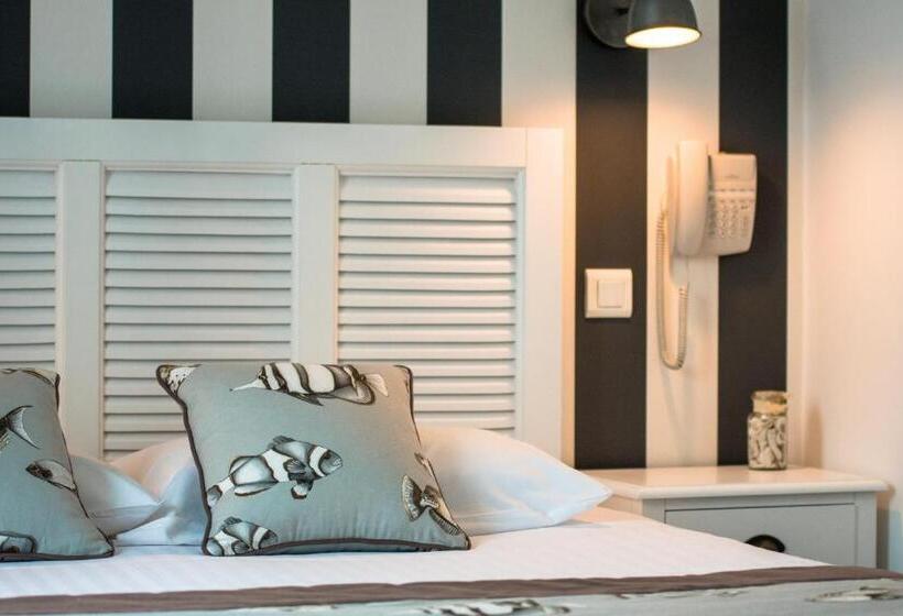 Номер Стандарт, Hôtel Le Peu Breton