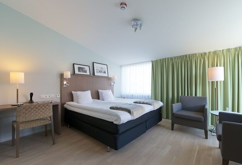Номер Стандарт, Marstrands Havshotell