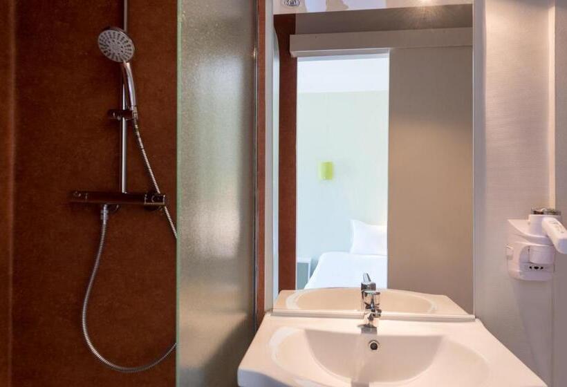 اتاق راحتی, The Originals Access, Hôtel Figeac