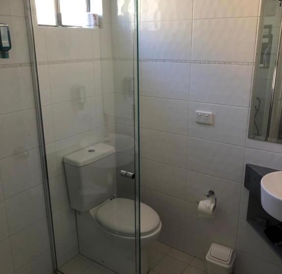 Люкс Семейный 2 Спальни, Araluen Motor Lodge