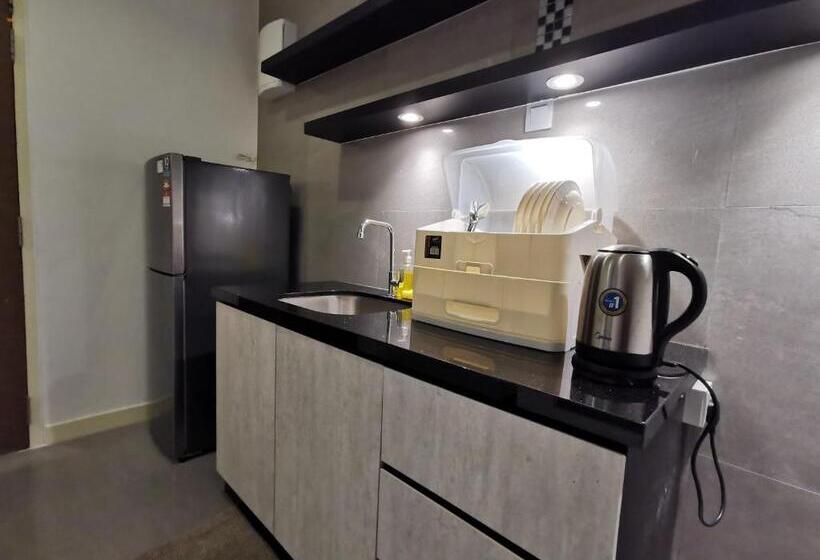 آپارتمان 1 خوابه با چشم‌انداز دریا, Thermospace Imperio A2810 Melaka City