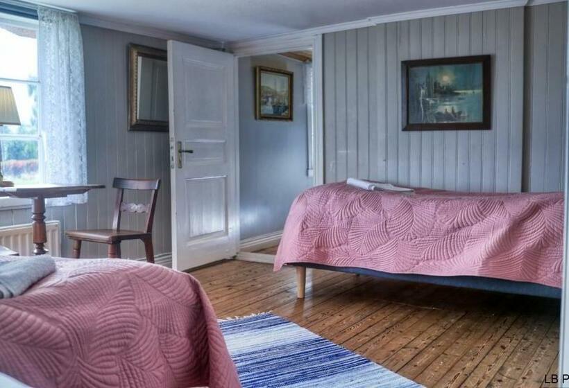 Четырехместный Номер Стандарт, Apelviksgården B&b