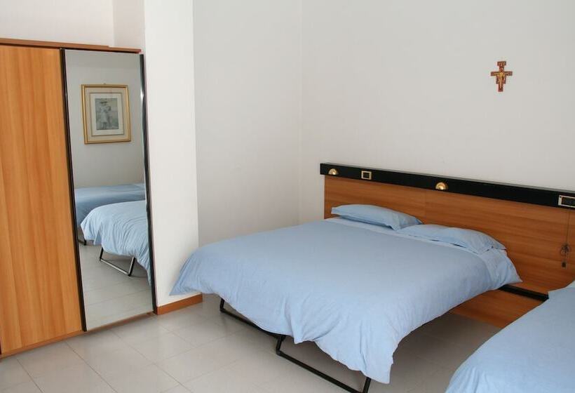 Номер Стандарт Трехместный, Albergo Sala