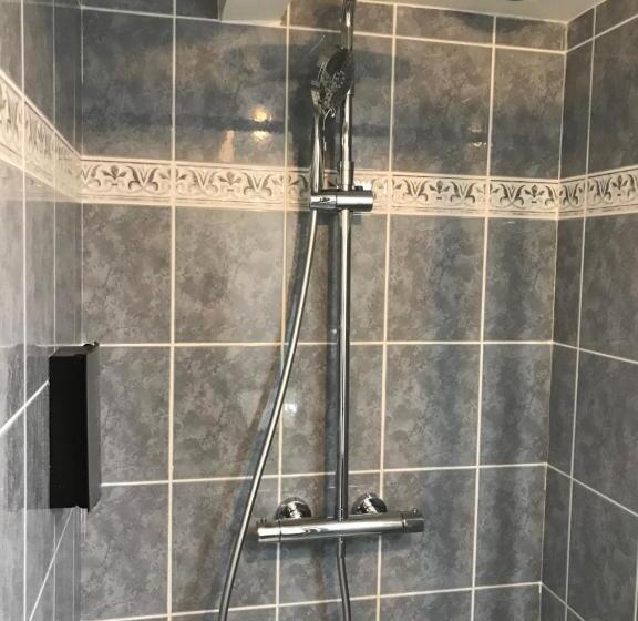 Номер Стандарт, Logis Auberge De La Fontaine