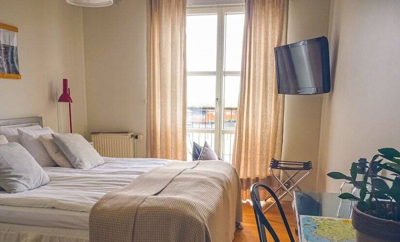 اتاق استاندارد با بالکن و چشم‌انداز دریا, Maritim Hotell & Krog