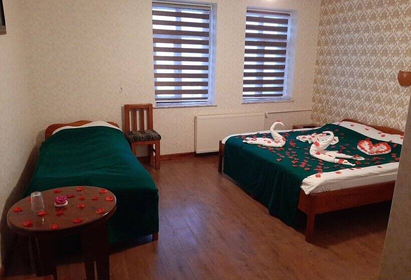 Номер Стандарт Трехместный, Kapadokya Stonelake Hotel