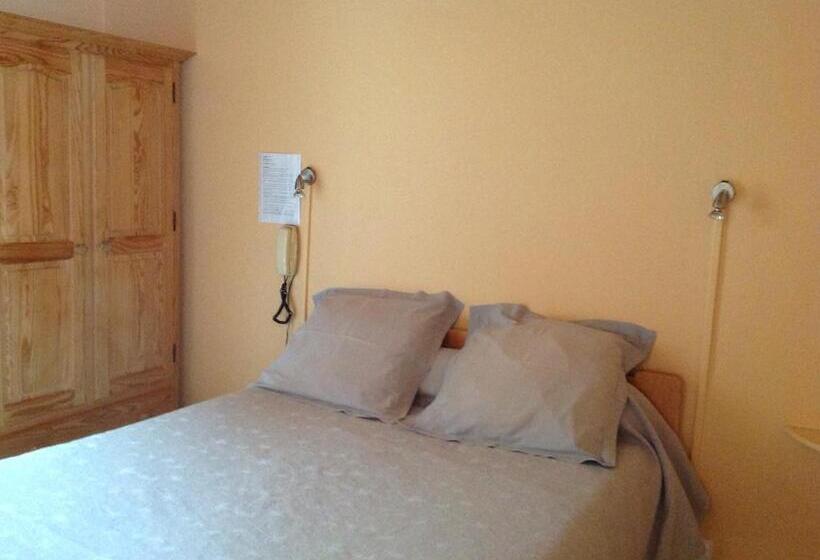 Номер Стандарт, Auberge Du Meygal