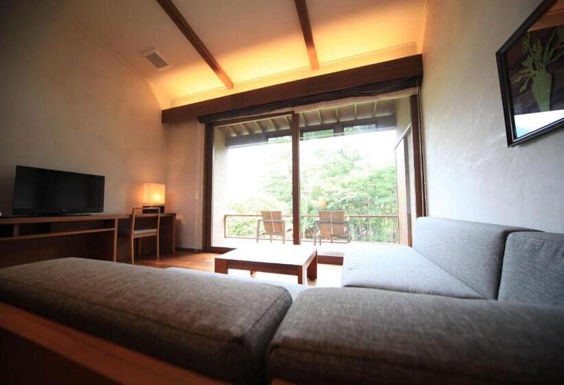 Четырехместный Номер Стандарт, Oita Kuoritei
