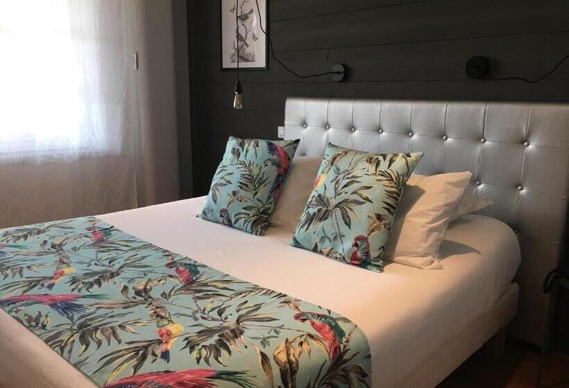Номер Стандарт, La Bonbonniere   Sure Hotel Collection By Best Western