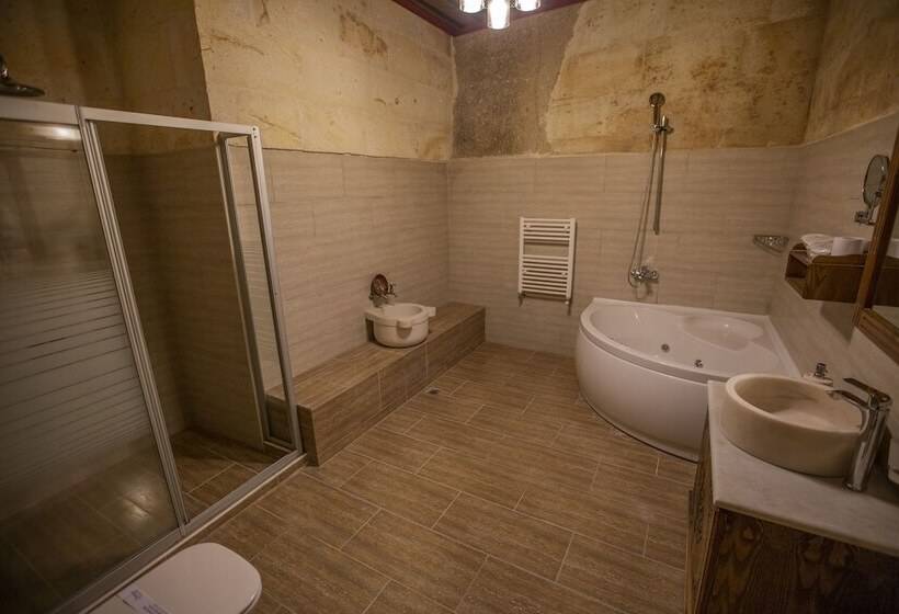 Люкс Повышенной Комфортности, Stone House Cave