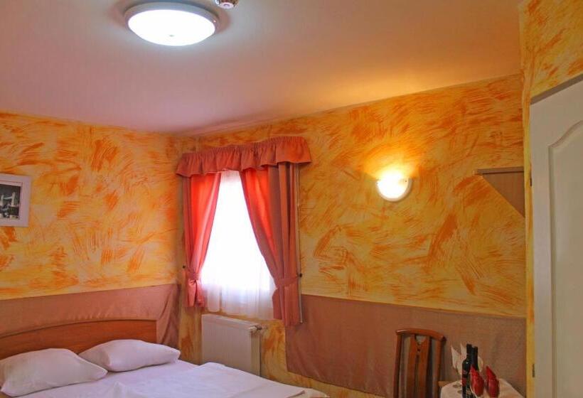 اتاق استاندارد چهار تخته, Motelnet.t