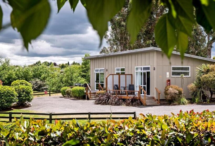 Шале 1 Спальня, Taupo Debretts Spa Resort