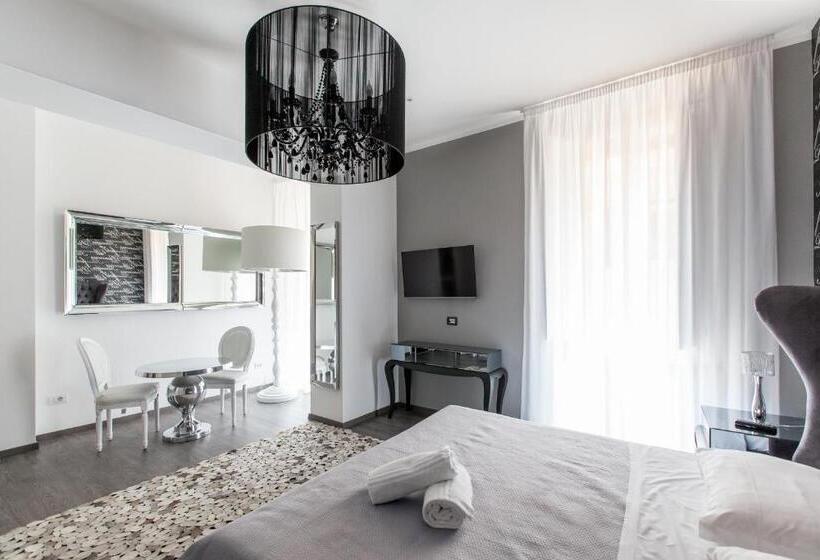 חדר דלוקס לשלושה, Town House Roma