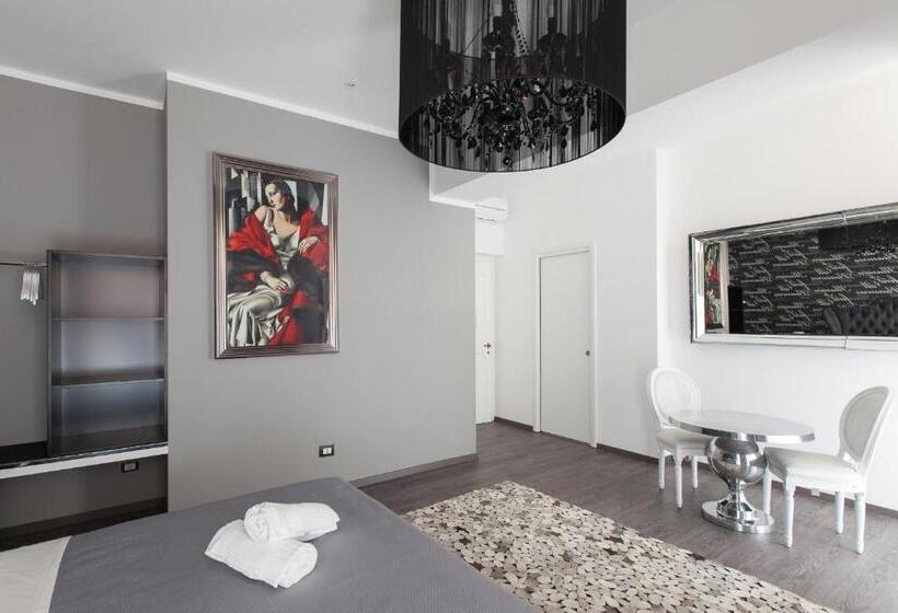חדר דלוקס לשלושה, Town House Roma