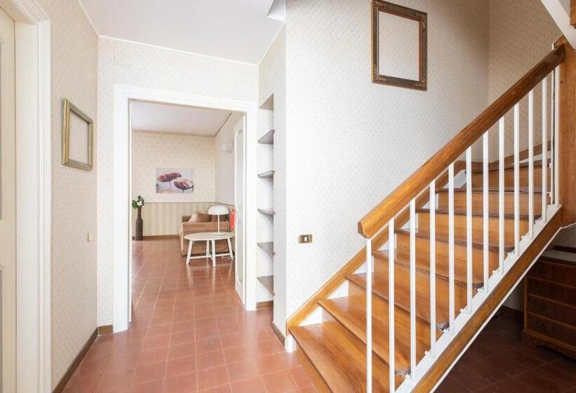 סוויטה משפחתית, Town House Roma
