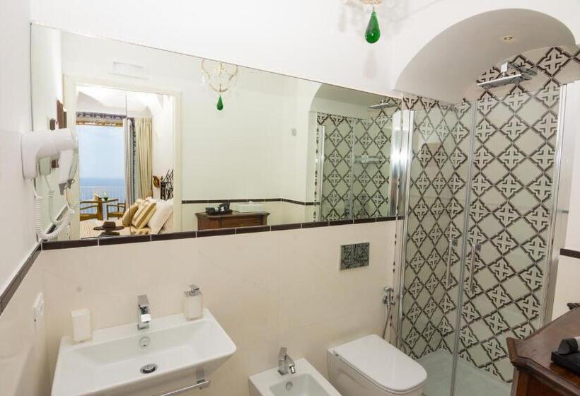 Номер Стандарт с Террасой, Villa Pietra Santa