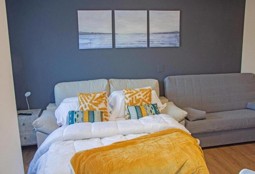ファミリーステューディオ, Apartamentos Santander Maliaño Suites 3000