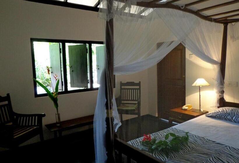 Номер Стандарт, Shehani Beach Bungalow